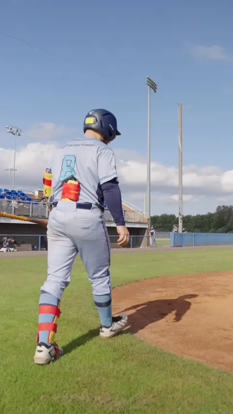 Nansink walks to the plate