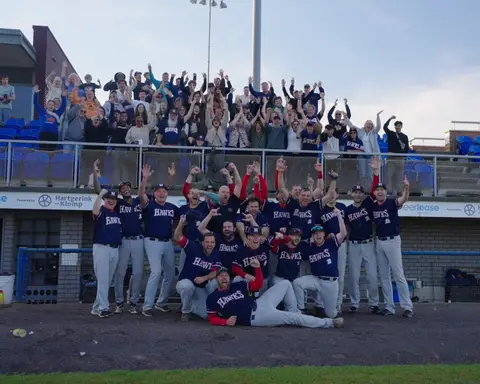 HAWKS KAMPIOEN