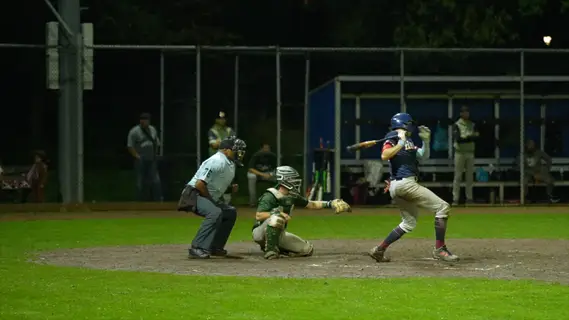 Van Wel gets hype on second base (full HD horizontal)