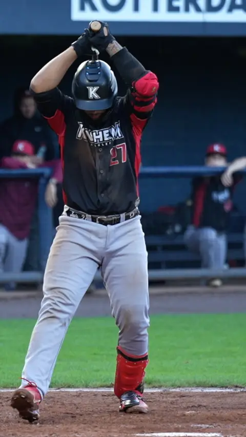 Jair van Borkulo gets ready to hit