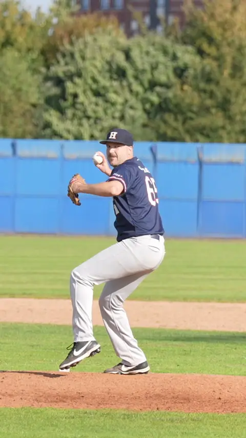 Hugo van der kooij pitching