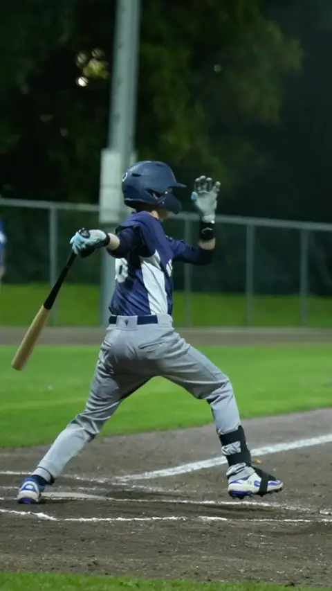 Rafael Morales basehit