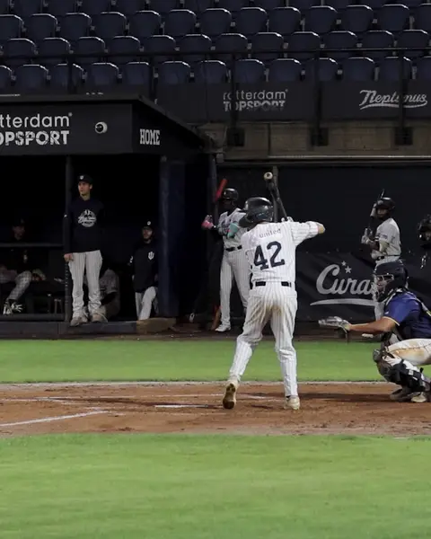 Jayvian on base
