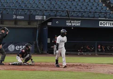 Gregory Trinidad on base Tridents