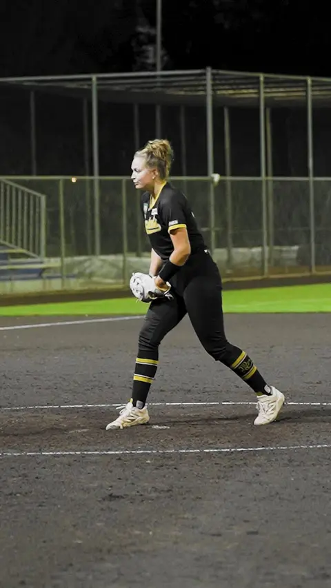 Lee Lankhorst Pitching Women's Softball Premier Cup 2026