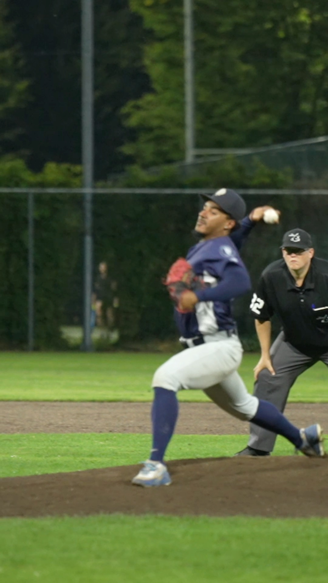 Jay Stammes pitching (ball tracking)