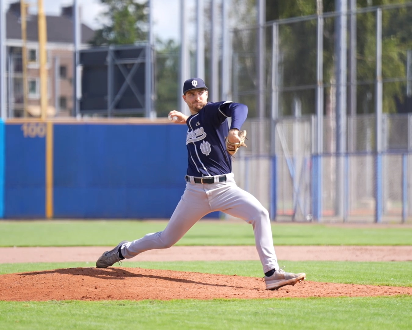 Koen Postelmans pitching