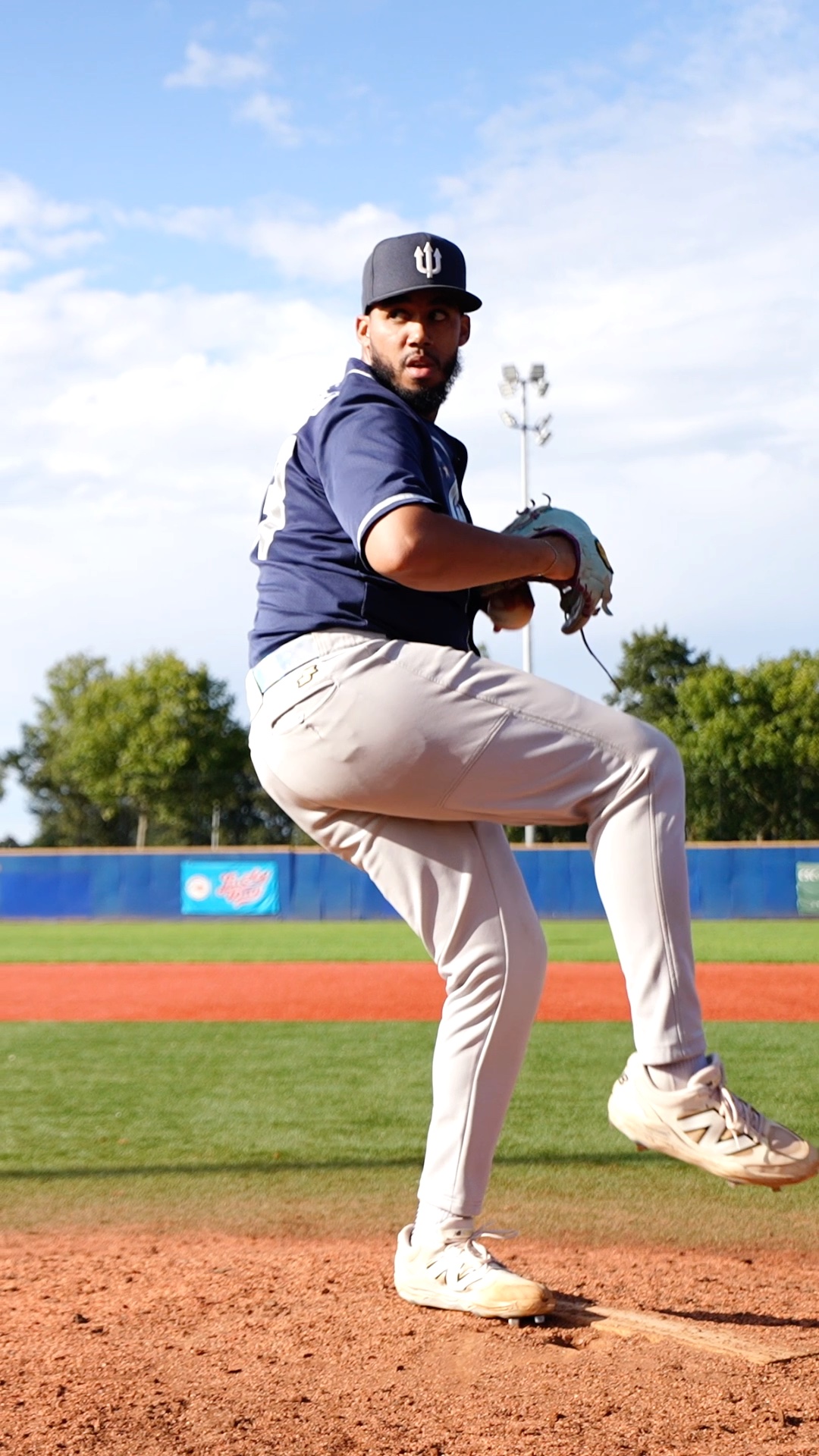 Huntington warms up for the save