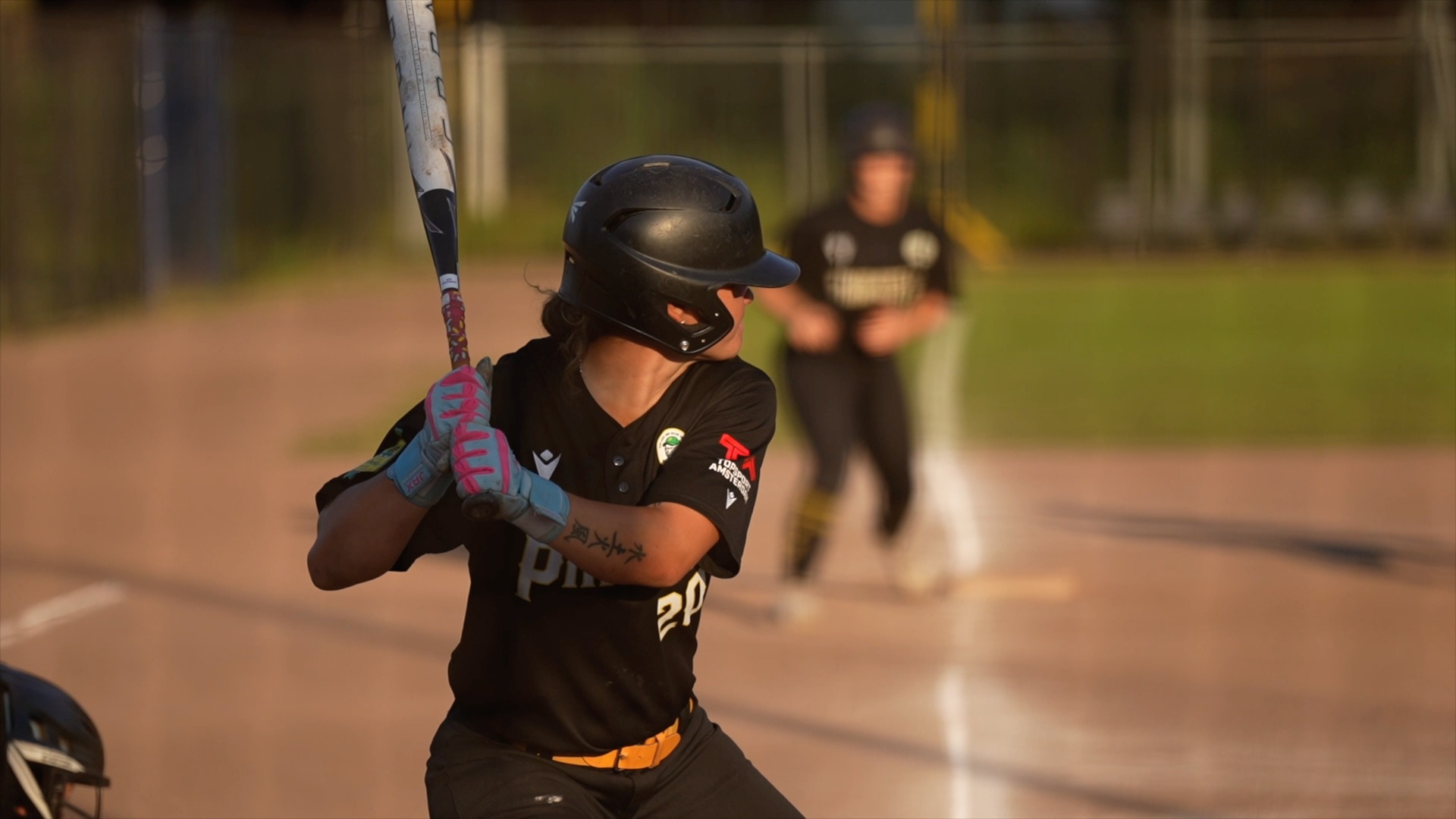 Caitlyn Lewin single and RBI
