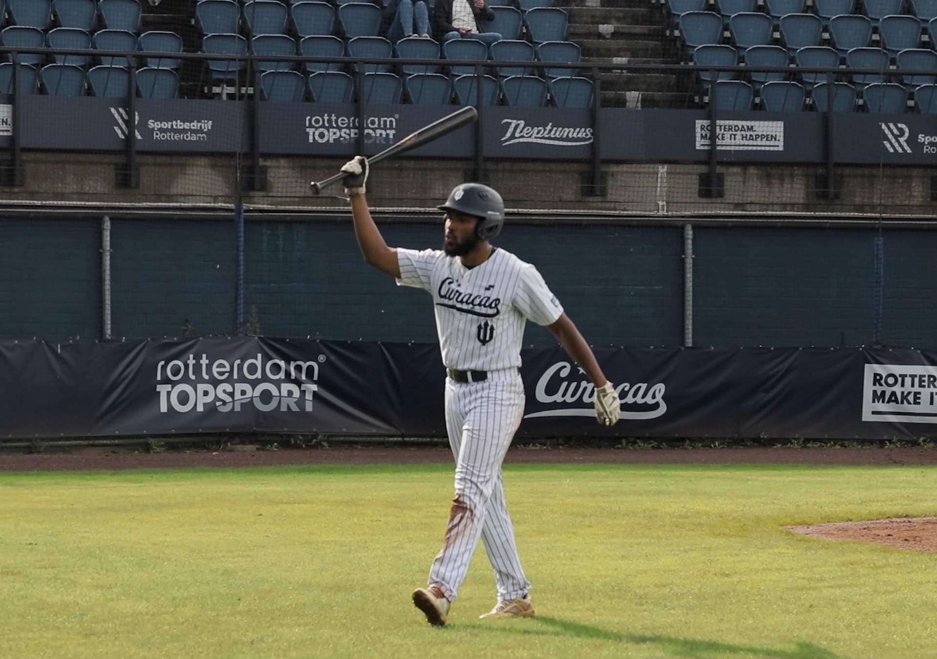 Jovaughn Viotty walking away from base