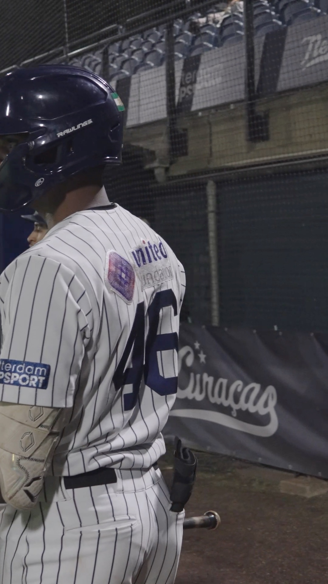 Dmani Martinus 360cam on deck + walk to the plate