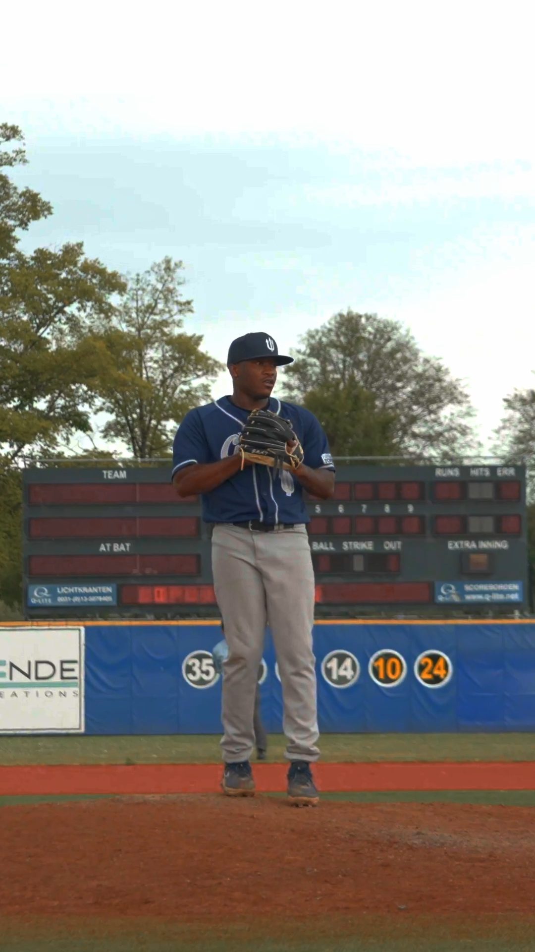 Joshua Leito warms up