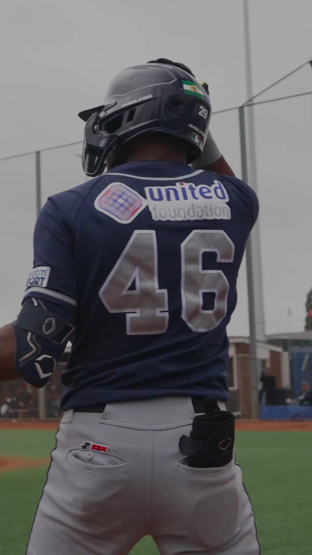 Dmani 360 on deck and walk to the mound