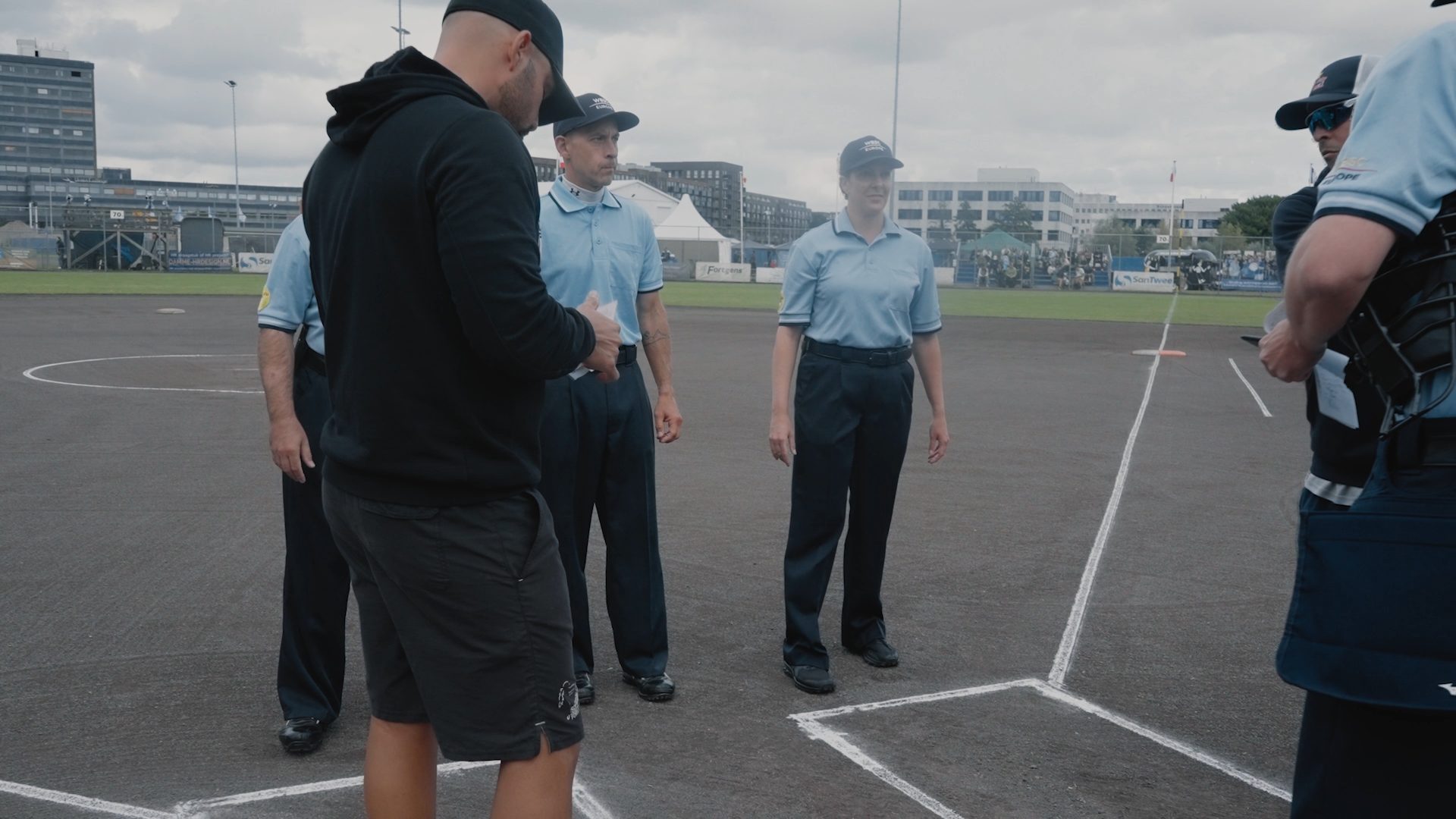 Bollate Softball and Forli' A.S.D. at home plate conference before finals