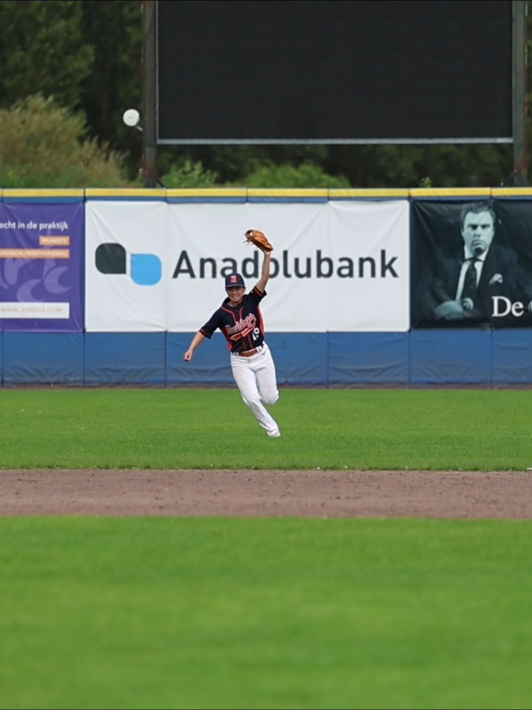 Vangbal laatste uit van de inning maddogs